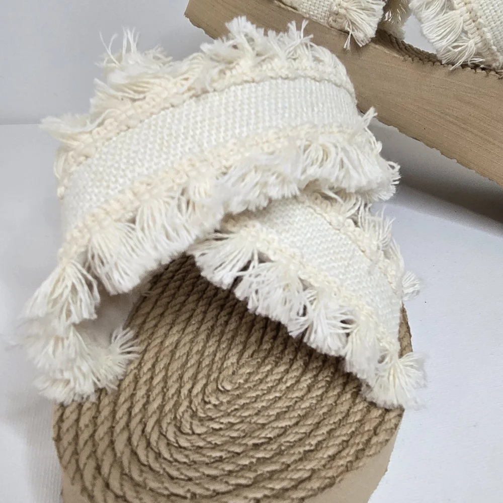 Fringed Cream Platform Light Weight Sandals